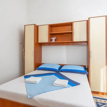 Apartamento 1 Bedroom Cozy In Krk *