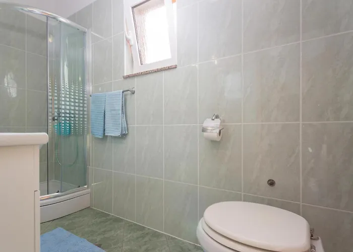 1 Bedroom Cozy In Krk Apartment Krk Town